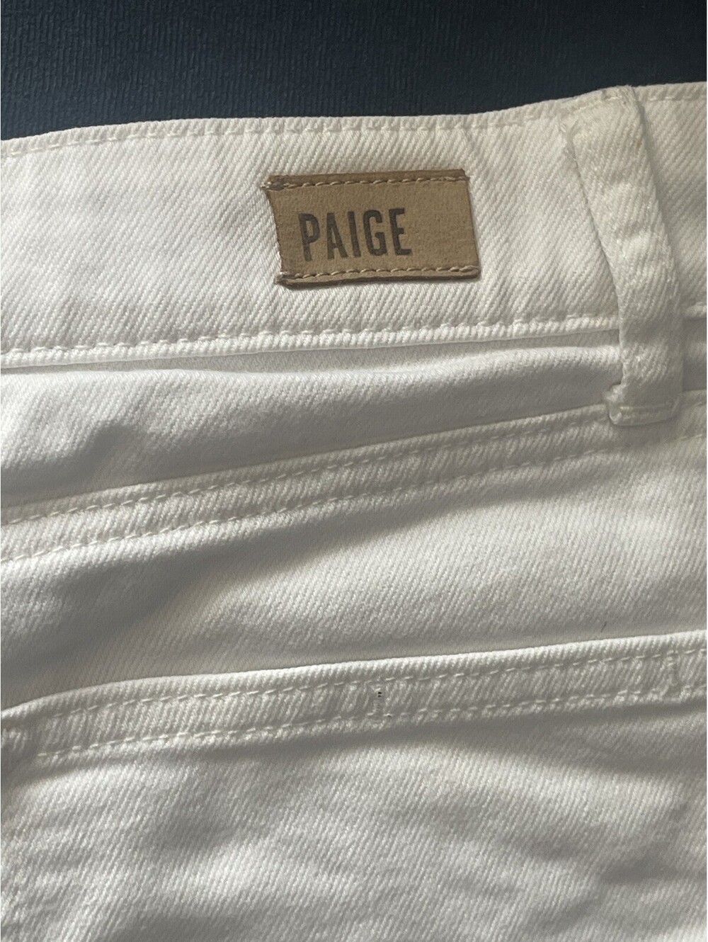 PAIGE White Jean Denim Skirt Button Zip Sz 30 Cotton Stretch Coastal Logo Flaw - Picture 5 of 14